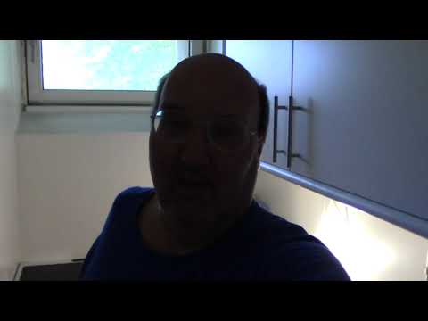 MongoTV_2721 - Mongo Madskole - HØNSEBOUILLONSUPPE De Luxe Med Kød - og Melboller