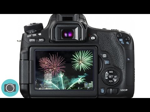 How to photograph fireworks tips tricks settings and gear for beginners