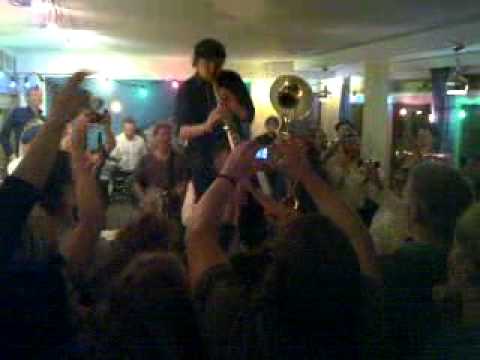 Bad Ass Brass Band Inarissa Kultahovissa 3.9.2010