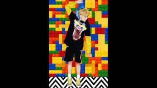 Download lagu [FULL AUDIO/HD/DL] Amber - Shake That Brass (ft. Taeyeon of SNSD) mp3