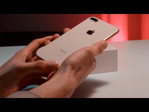 Meine Freundin packt ihr neues iPhone aus ! iPhone 8 Plus Gold Unboxing german/Deutsch