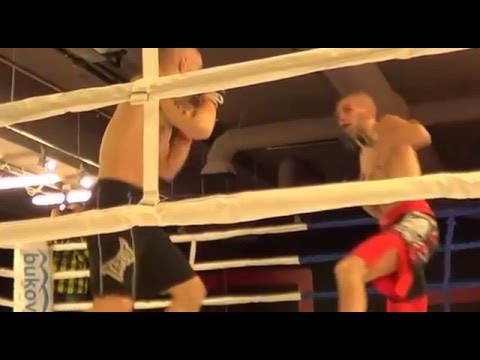 BFFC's V.1 best left hand KO FREE-FIGHT