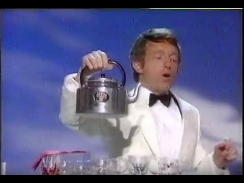 Paul Daniels Magic show-  Magic Kettle