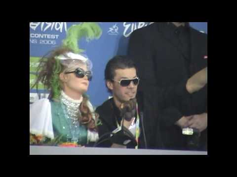 Silvia Night (🇮🇸2006) expel a journalist