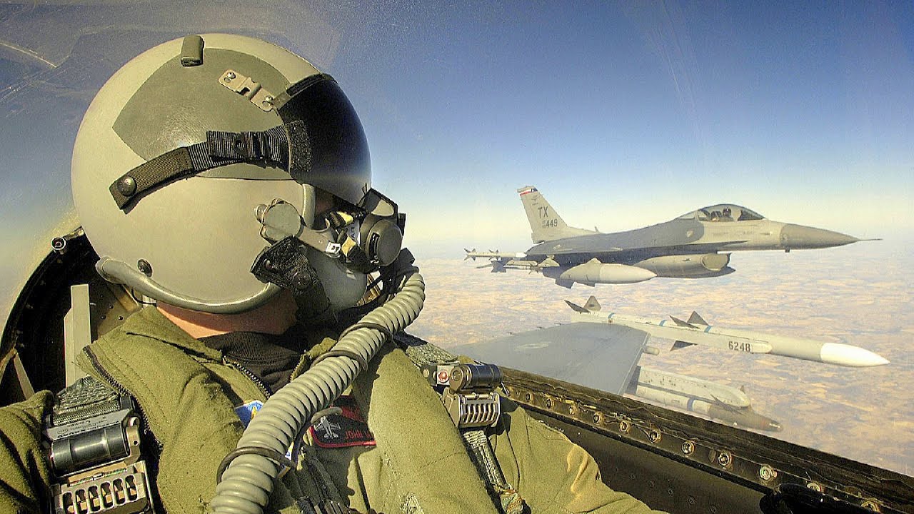 Видео о профессии военный лётчик