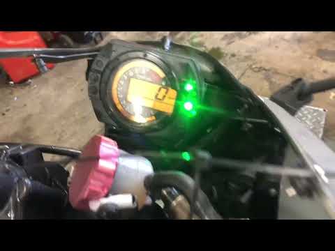 。 05 Kawasaki ZX 10 1000 ZX10 R ZX1000 Ninja right hand side mirror