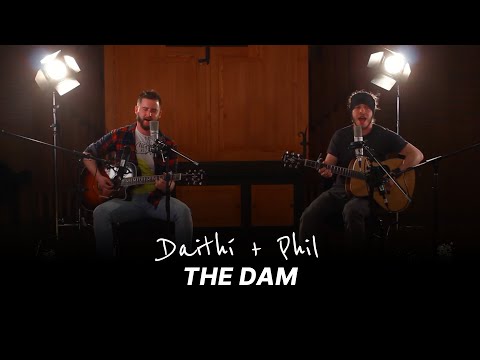 Daithí and Phil - The Dam (Live)