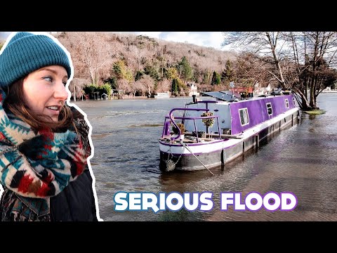 Narrowboat in a Flood. When the River Turns Dangerous.
