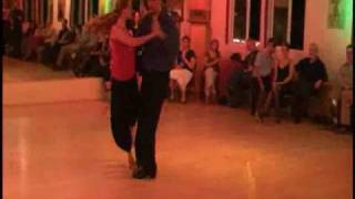 Julio Mariño & Mirabai Deranja - Music by Joe Powers!