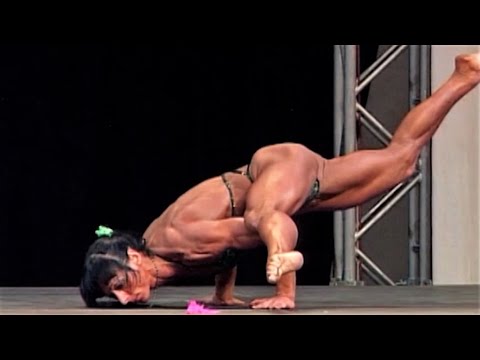 Brigitta Grof (HUN), NABBA Worlds 2009 - Miss Figure Tall Runner-up