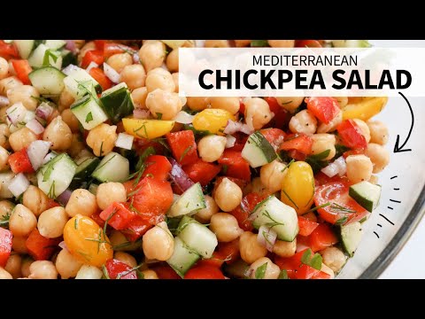 Mediterranean Chickpea Salad | Easy Meal Prep Lunch!