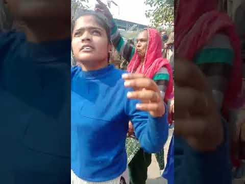 Kalkaji temple ki jhuggi todi jaa rahi hai guys zaldee se zaldee share karo video 🙏🙏