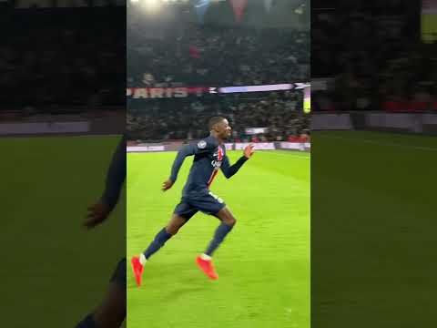 La nouvelle célébration de Dembélé 😂 #ligue1 #ligue1mcdonalds #dembele #psg #funny