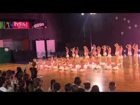 Plesna šola Miki 2019 - baletke - Lia