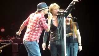 Bon Jovi w/ Kid Rock - Old Time Rock And Roll (London 2010)