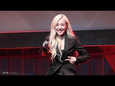 190326 Tiffany Young Lips On Lips Mini Showcase - Lips On Lips