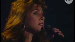 Laura Branigan - The Power Of Love &amp; Forever Young (Una Vez Ms 1988).flv