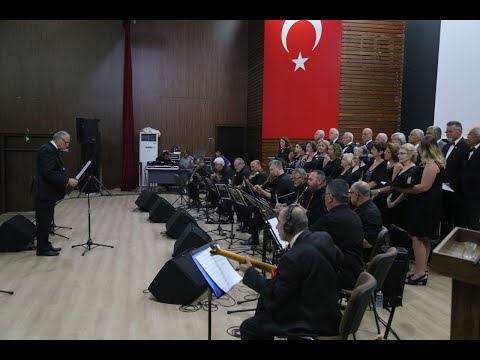 KLARNET VİRTÜÖZÜ ŞÜKRÜ TUNAR EDREMİT’TE ANILDI