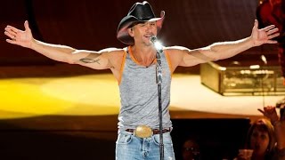 Tim McGraw - Don&#39;t Make Me Feel At Home - Damn Country Music - Lyrics