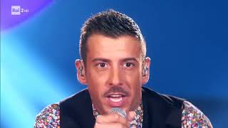 Francesco Gabbani canta 'Pachidermi e pappagalli' - Stasera CasaMika 07/11/2017