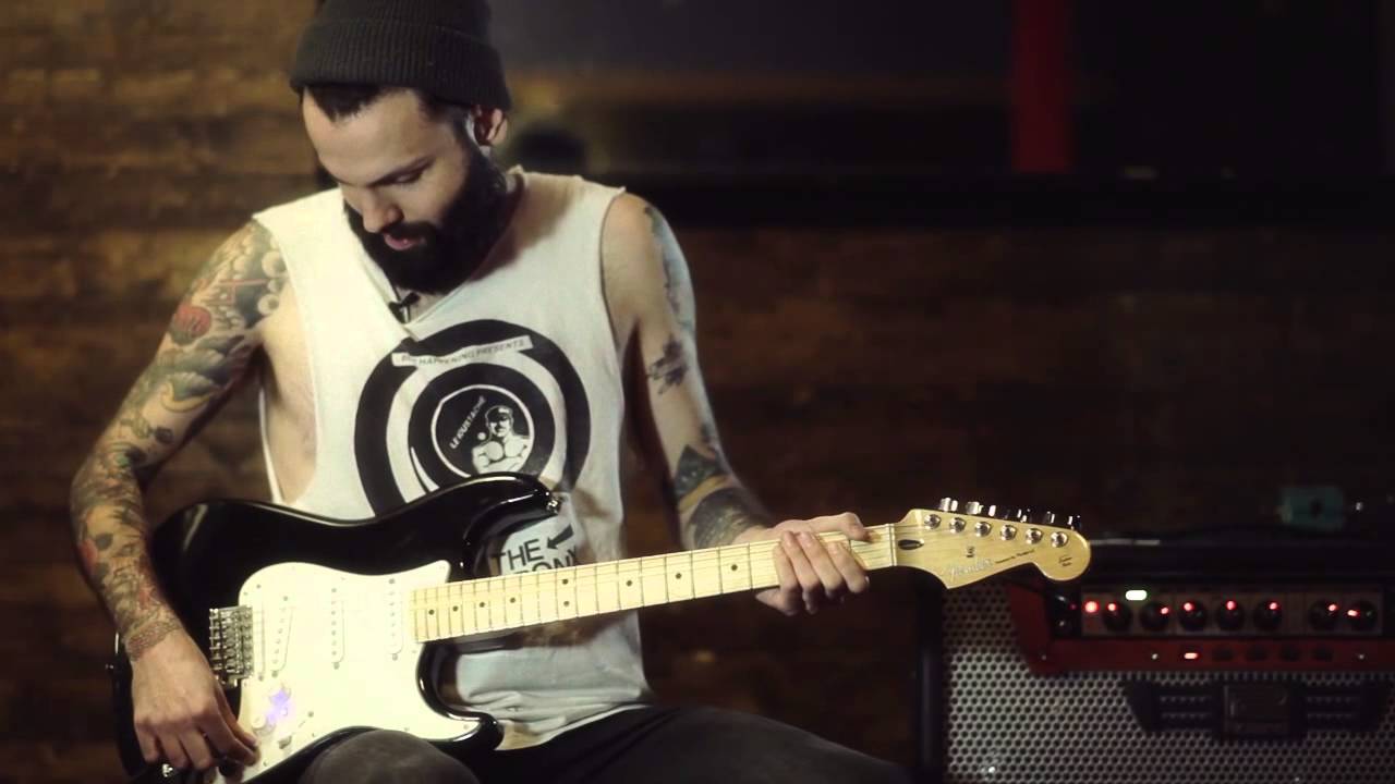 Gallows - Roland G-5 VG Stratocaster Overview - YouTube