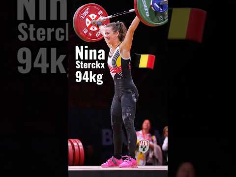 Nina Sterckx (53kg Belgium🇧🇪) snatching 94kg / 207lbs at 2026 Europeans #weightlifting #slowmotion