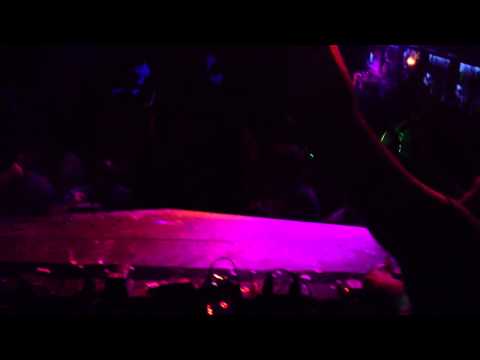 Carl Bee Live @ Black