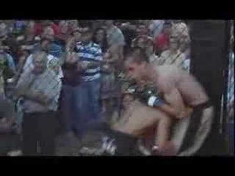 Levi Bucao vs Danny Bounyaseng