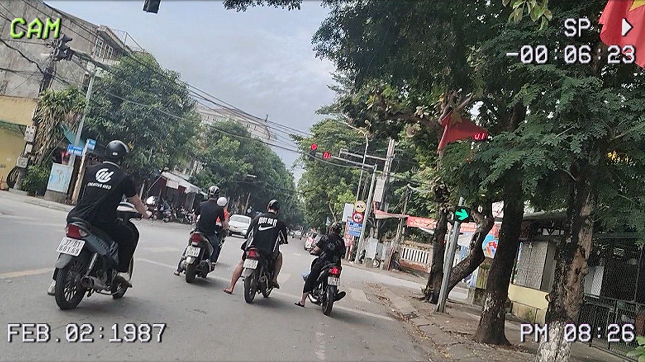 A Simple Day on the Streets – Nothing Special but Beautiful