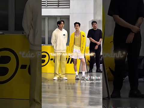 Billkin kissed PP Krit in front of his Mother.😍😍