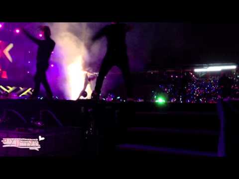 121125 SHINee - Ring Ding Dong @ SMTOWN Live in Bangkok