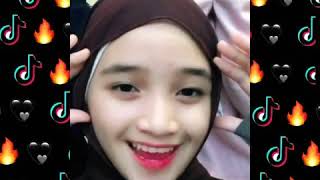 Download lagu Queenyytan tiktok compilation mp3