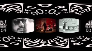 Download lagu Kelompok Penerbang Roket - 'Cekipe' mp3 Download lagu Kelompok Penerbang Roket - 'Cekipe' mp3