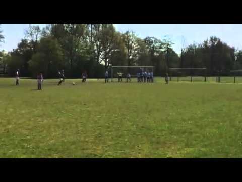 HAHA! Amateurvoetbal ten top!