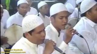 Download lagu Allahu Allah Qod Kafani voc Gus Elham ft Gus Zamam... mp3