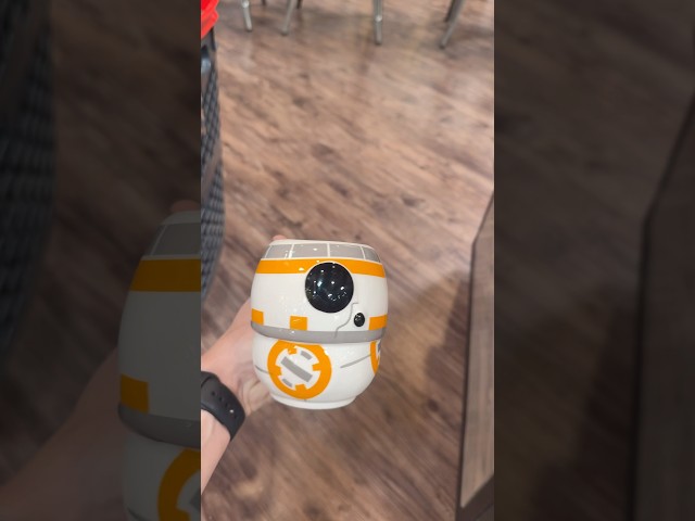 Vídeo relacionado con IDEALCASA Taza desayuno Star Wars Ceramica relieve - BB8-10 cm altura - 350 ml Mugs con Relieve personaje de BB8