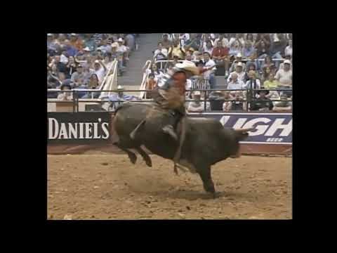 Gilbert Carrillo vs Smart Aleck - 99 PBR Charlotte (89 pts)