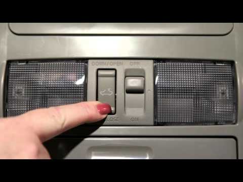 2012 NISSAN Pathfinder - Power Moonroof