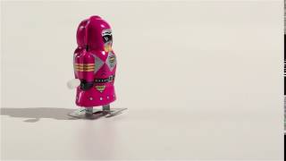 Plechový robot na klíček (robotka)