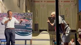 Vannacci parla a Riva Ligure e un cittadino sale sul palco: «Generale, questa è piazza Matteotti,...