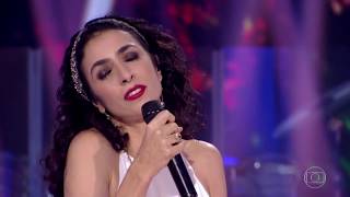 Roberto Carlos canta a música &#39;De que Vale Tudo Isso&#39; com Marisa Monte, Especial 2016