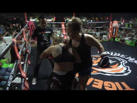 BBQ Beatdown 105: Stephanie (South Africa) vs Jessica (Australia)