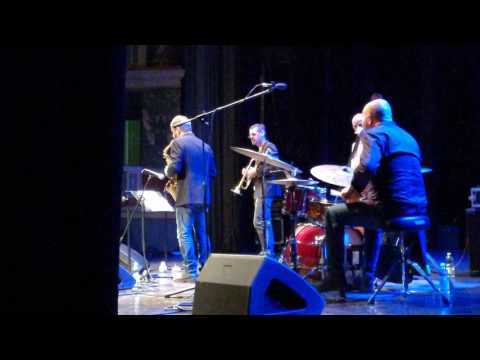 THE GOLDEN CIRCLE - Free