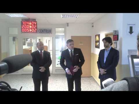 VIDEO: Premiér Fico pri otvorení klientského centra v Hlohovci