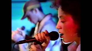 Tricky - Black Steel In The Hour Of Chaos (live Fashionably Loud 1997)