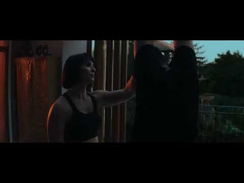 Female Muscle clip 865 - Poziv