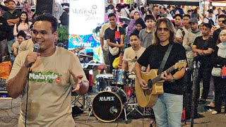 Download lagu Tepukan Gemuruh penonton Bila Bob jemput Original gitaris wings brother Sham' #sayapillusi mp3
