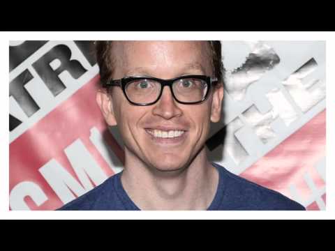 Chris Gethard: How to get out of your head in Improv