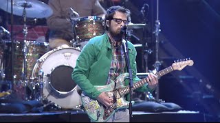 APMAs 2015: Weezer perform &quot;Buddy Holly&quot; [FULL HD]