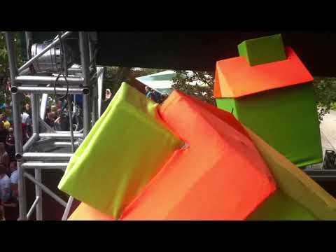 Juve Show Me Your Love Housebatze RMX live 2011